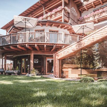 Hotel Alpenblick Sexten Extérieur photo