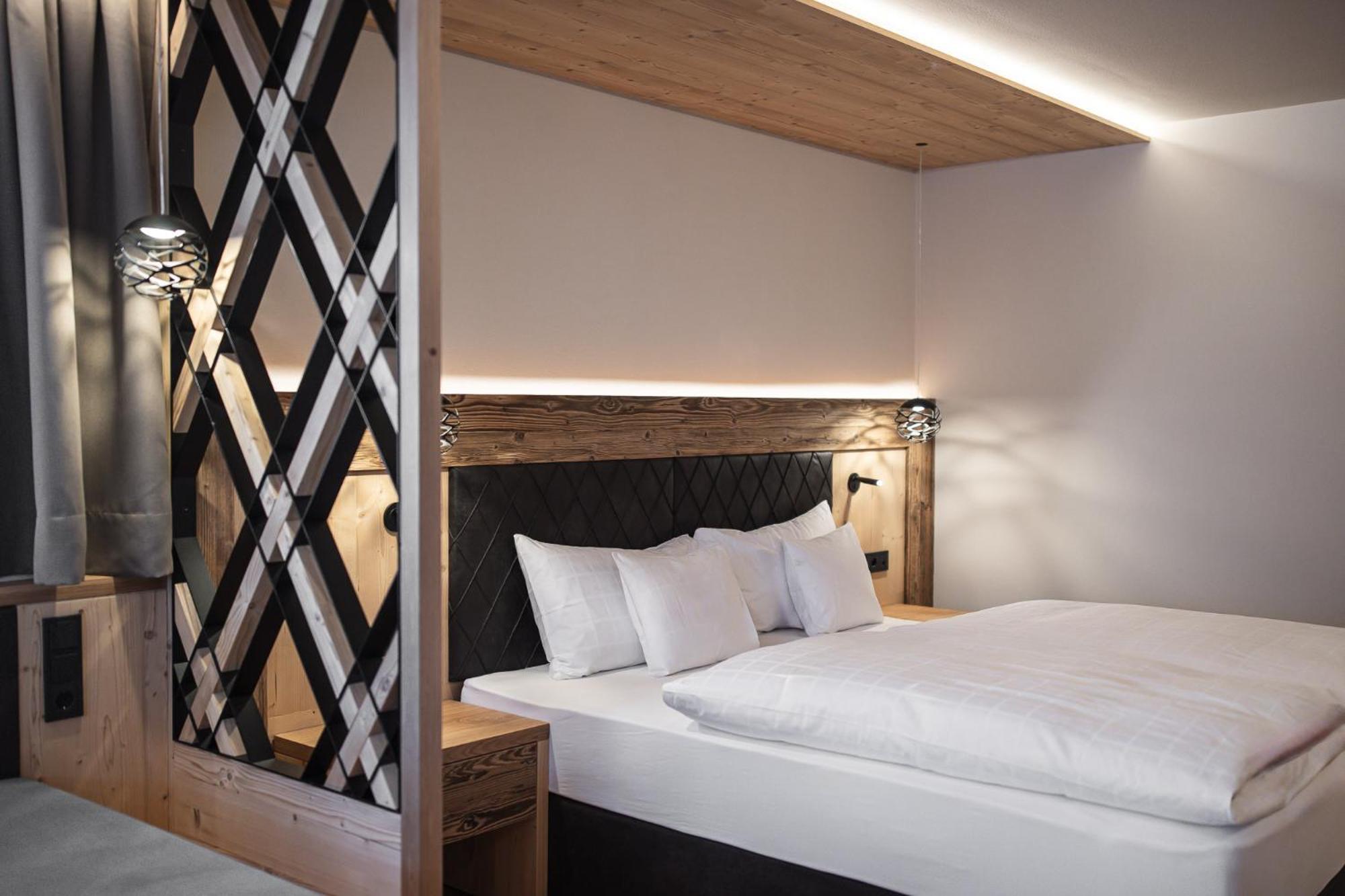 Hotel Alpenblick Sexten Extérieur photo