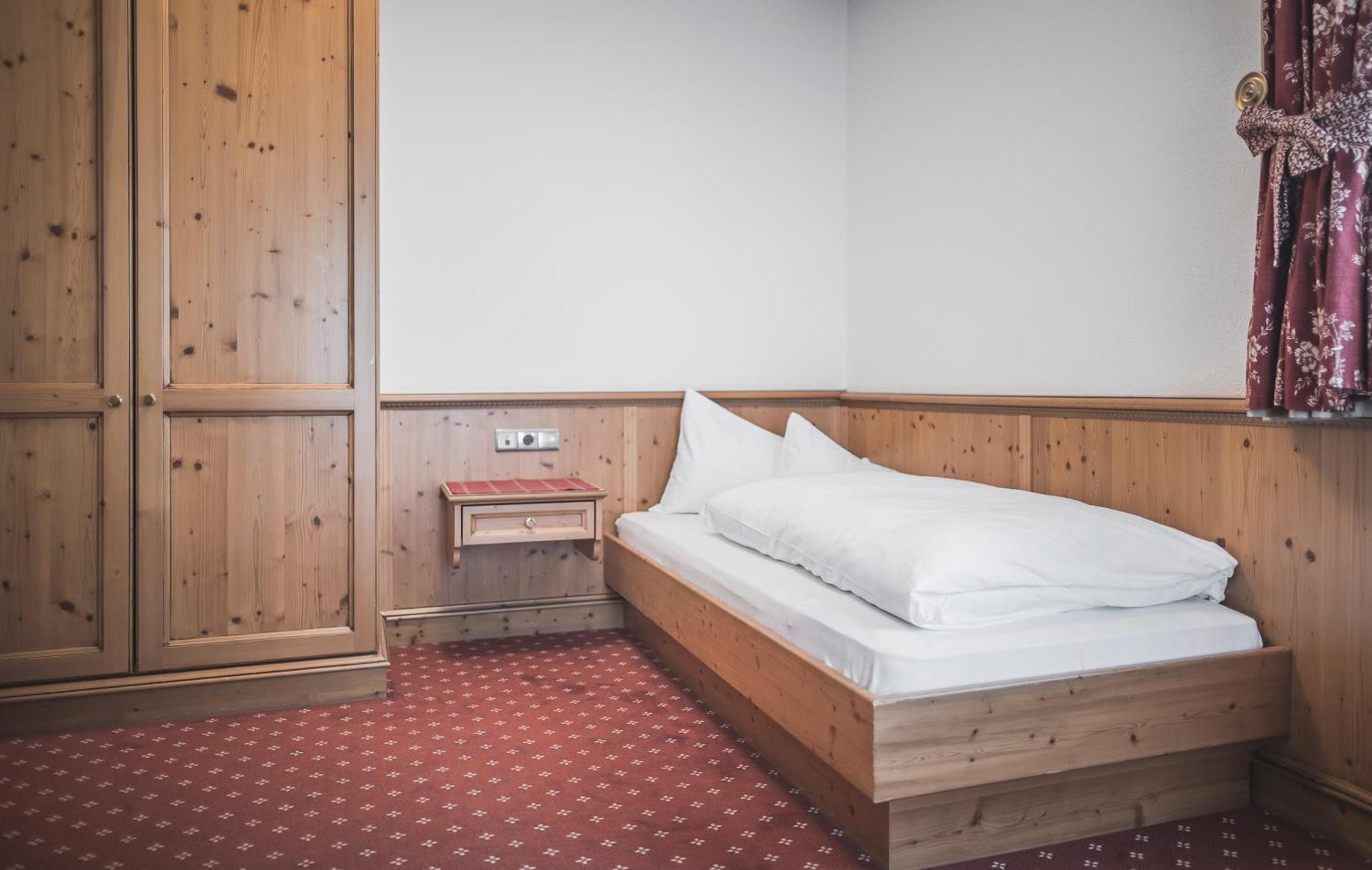 Hotel Alpenblick Sexten Extérieur photo