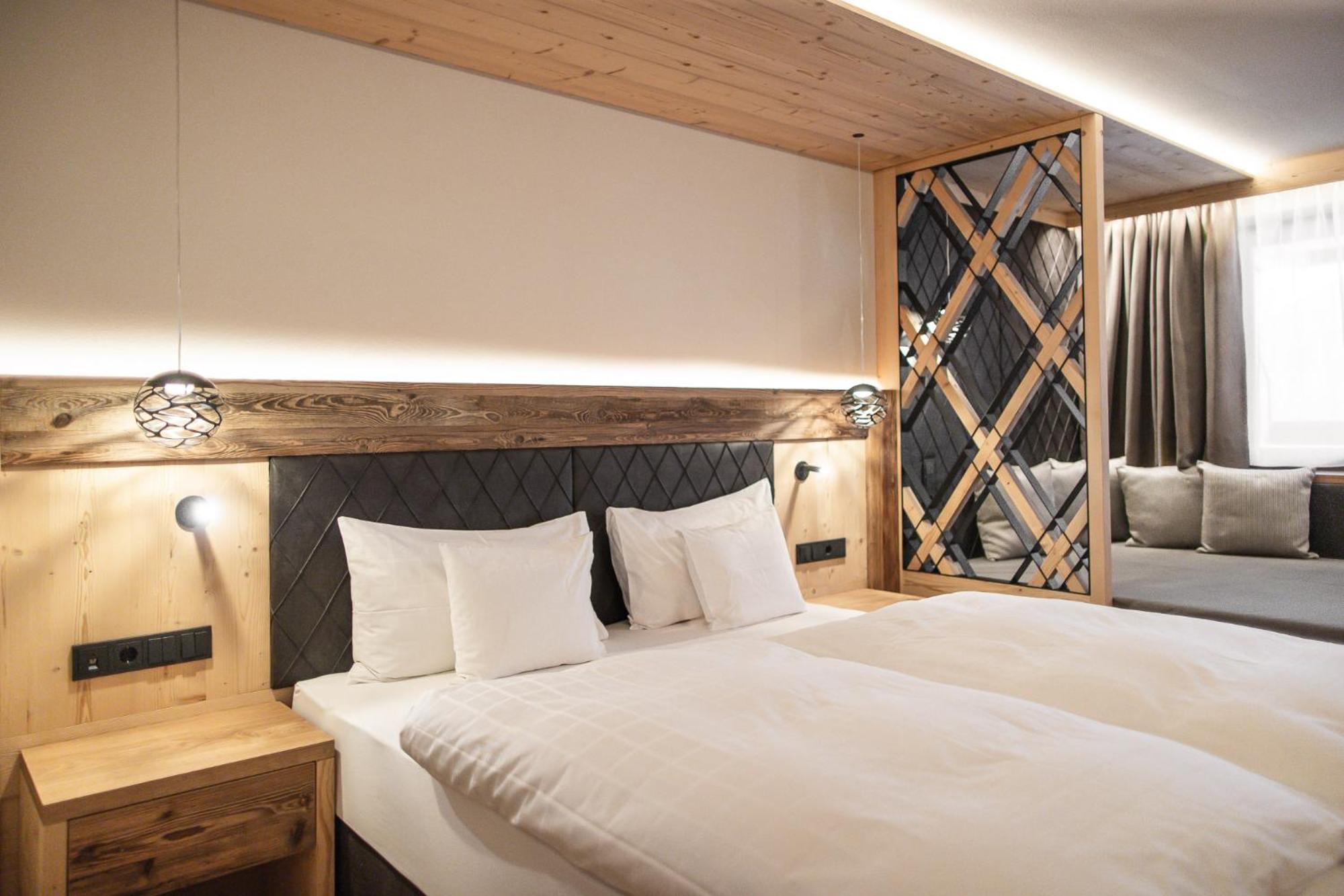 Hotel Alpenblick Sexten Extérieur photo
