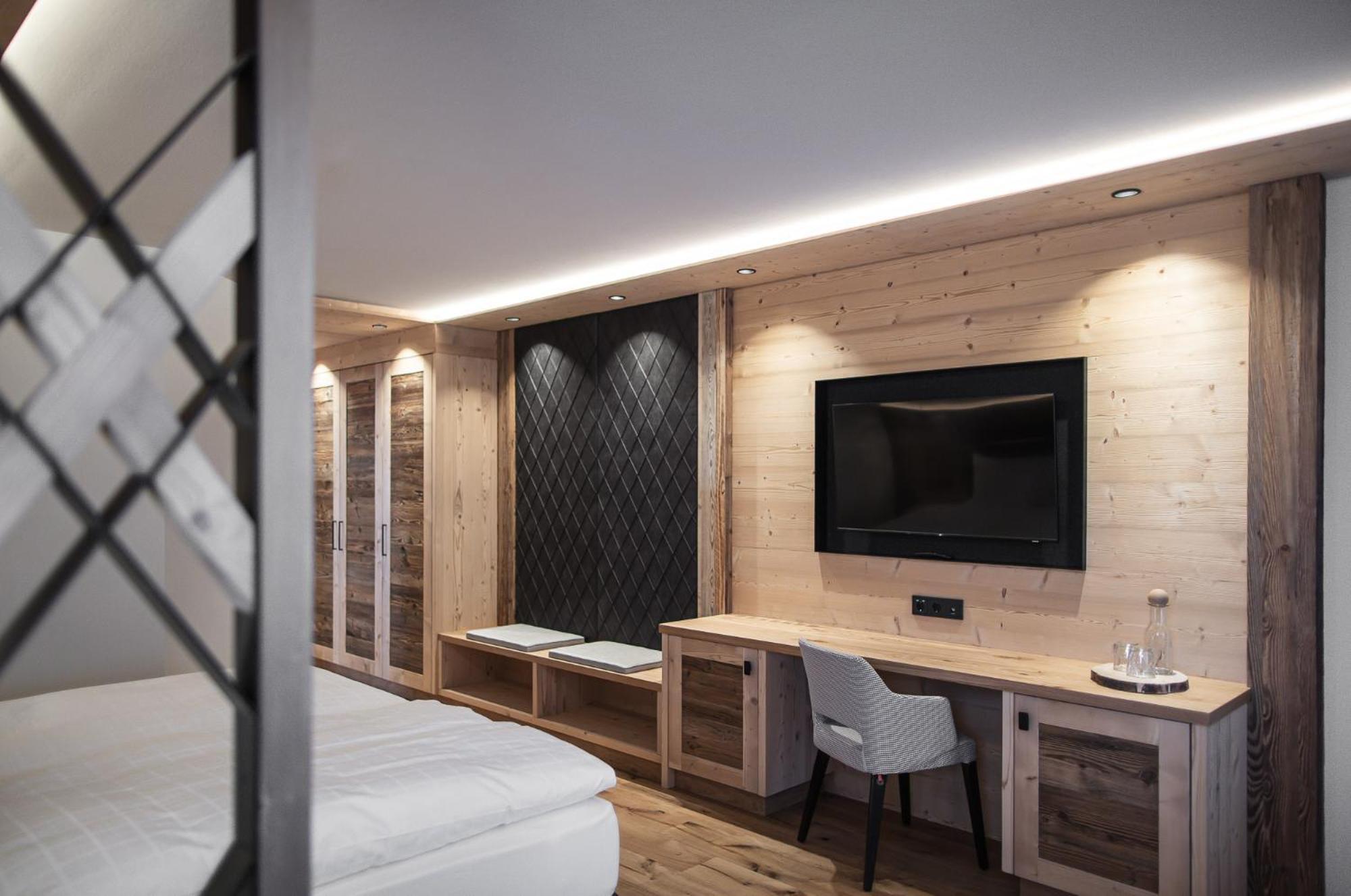 Hotel Alpenblick Sexten Extérieur photo